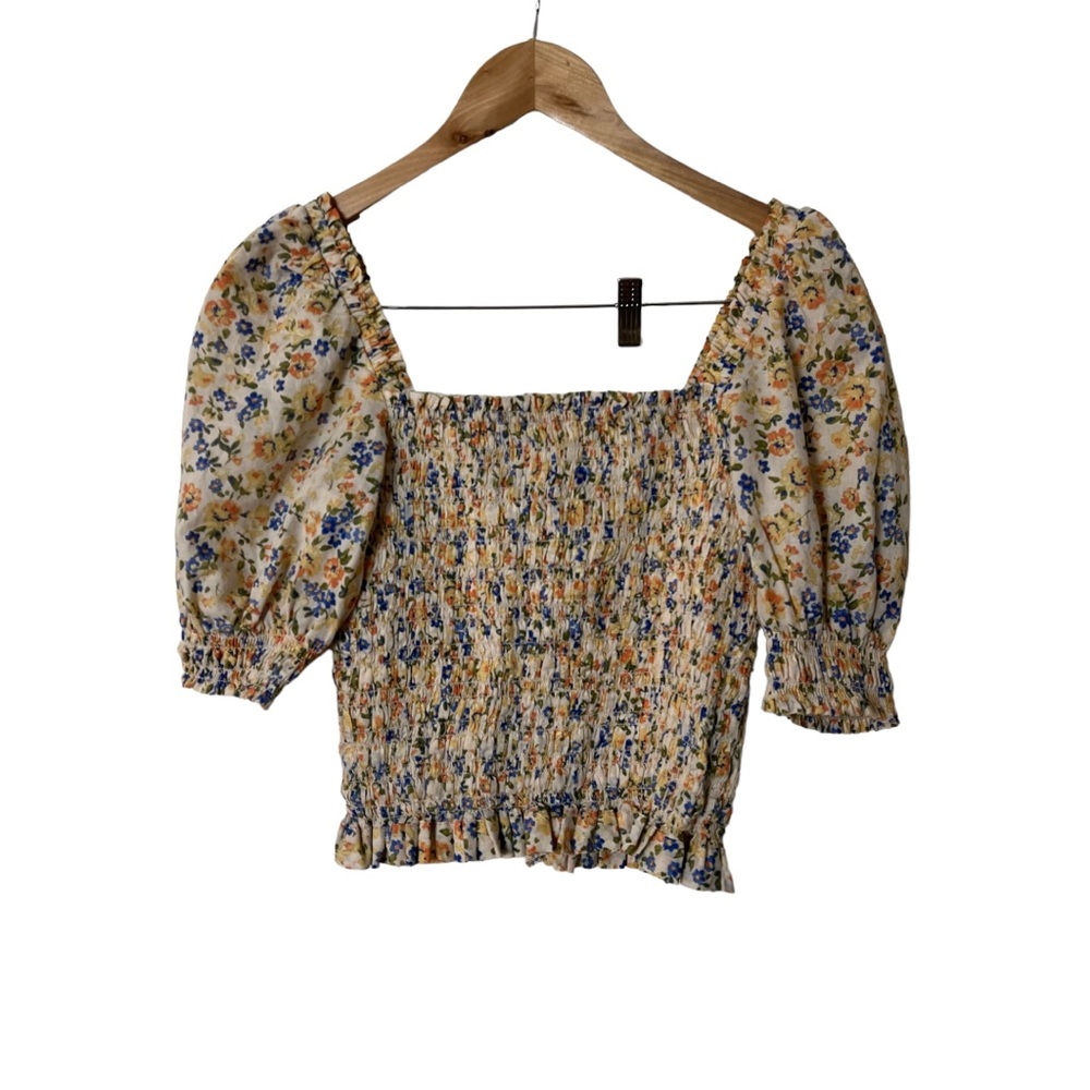 Sezane Floral Smocked Puff-Sleeve Crop Top in Yellow and Blue - Picture 4 of 7